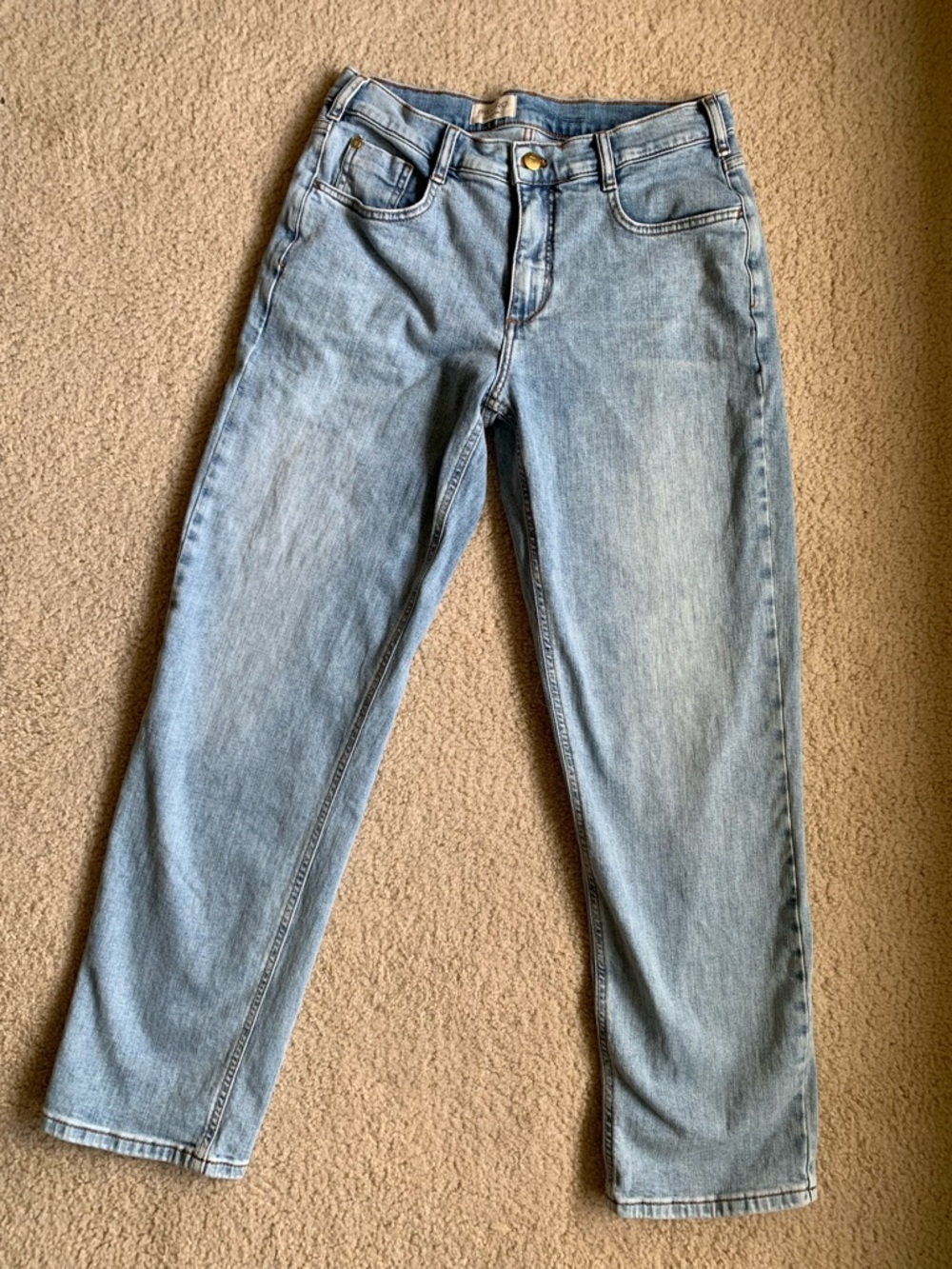 Pilcro Mid-Rise Straight Leg Jeans